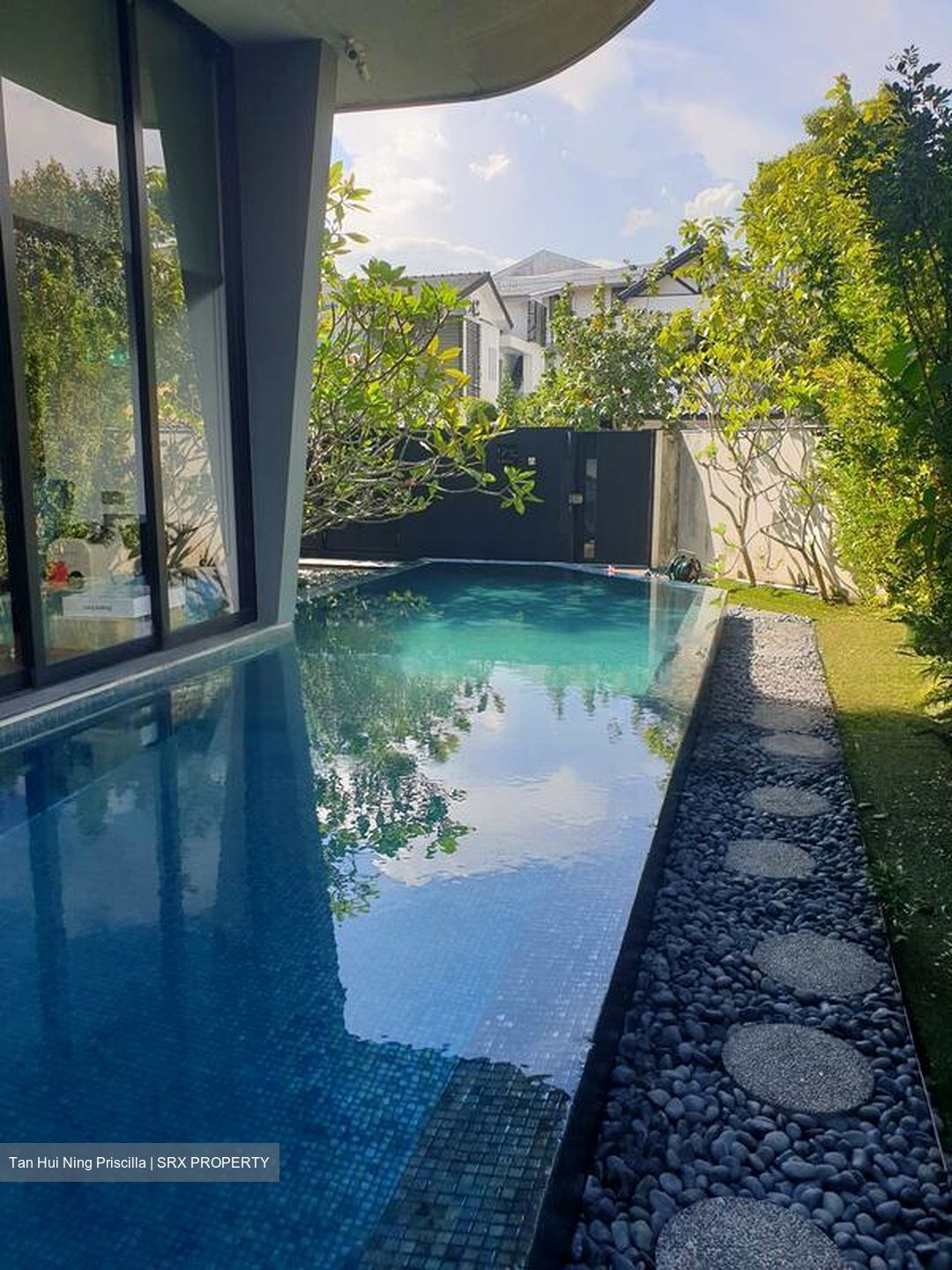 Jalan Naga Sari (D11), Semi-Detached #600681881